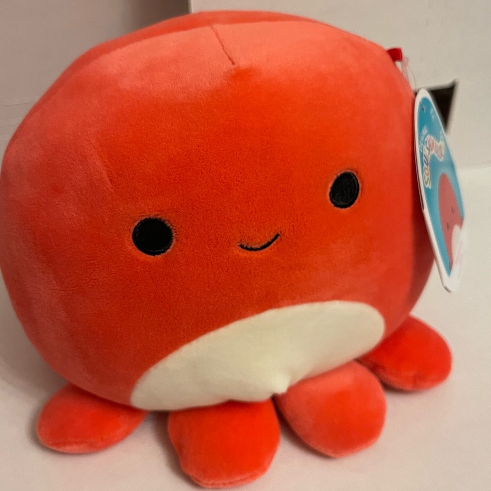 NWT 5" Squishmallow Veronica the octopus!